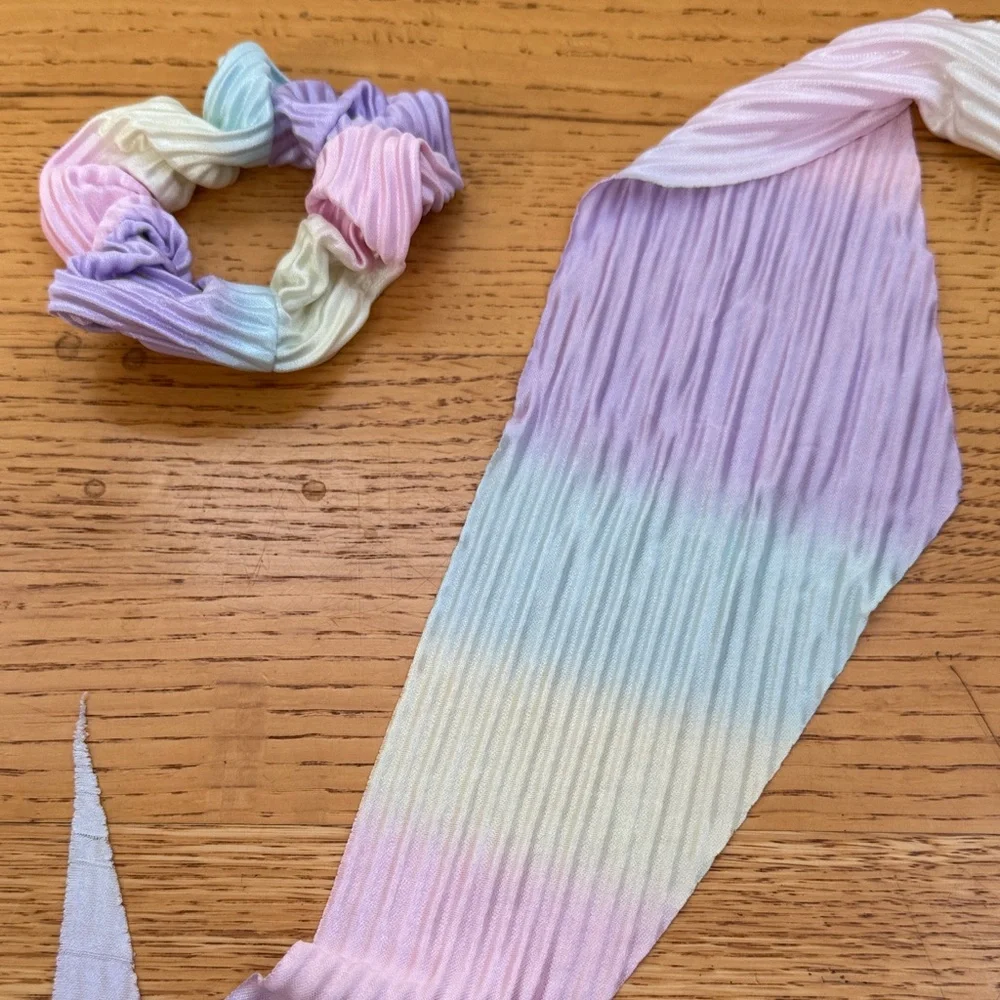 On Running Pastel Scrunchie with Bow